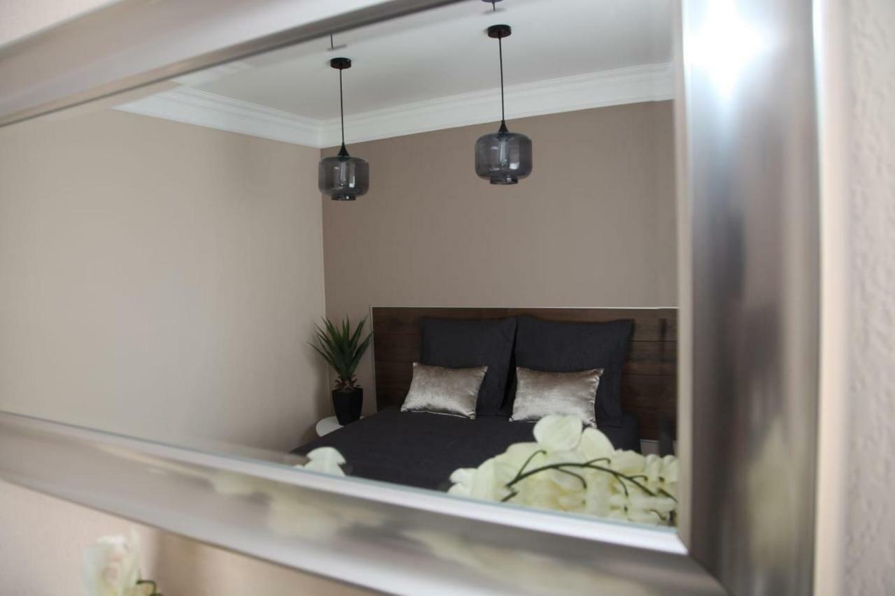 Stylish 2 Room Flat 60 Meters To The Beach Niza Exterior foto